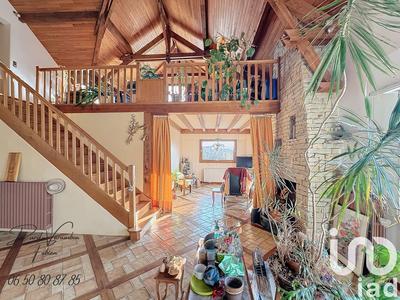 Maison - 216 m² - 7 pièces