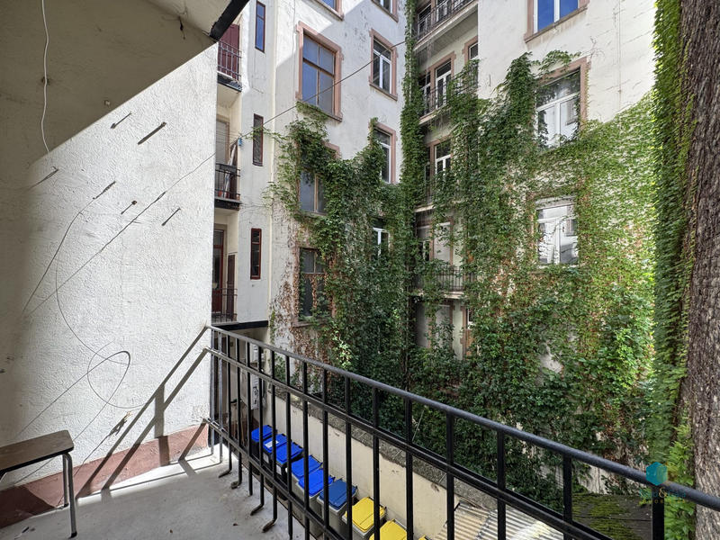 Appartement - 157 m² - 6 pièces