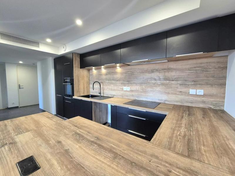 Appartement - 60 m² - 3 pièces