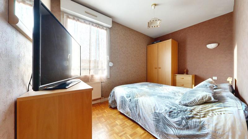 Appartement - 75 m² - 3 pièces