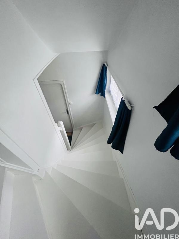 Maison - 98 m² - 5 pièces