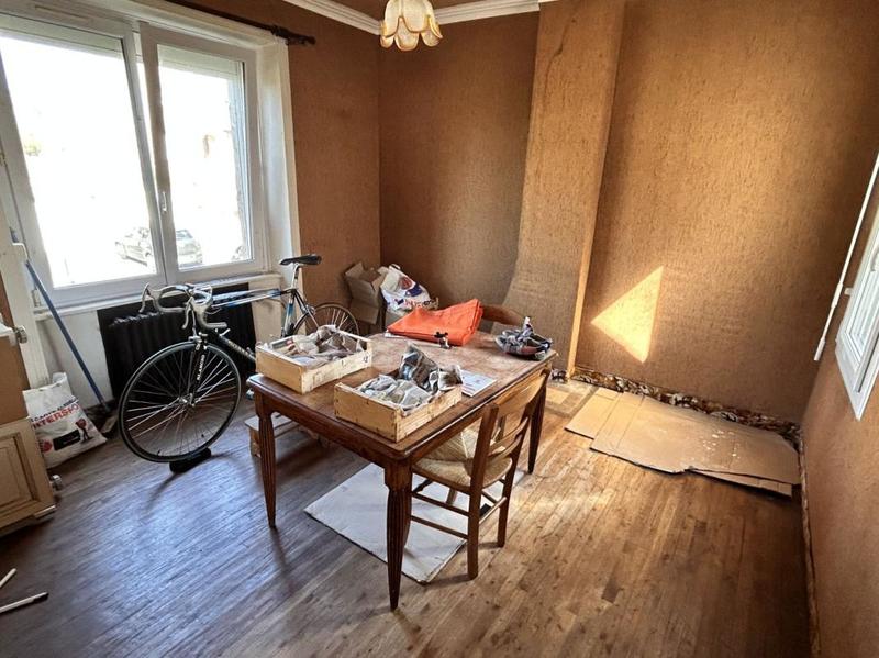 Maison - 70 m² - 5 pièces