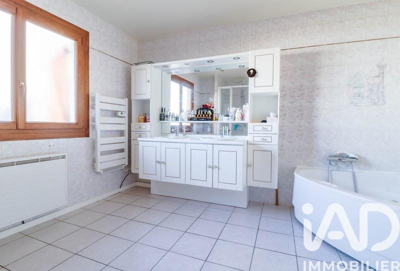 Maison - 123 m² - 6 pièces