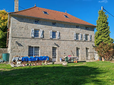 Maison - 140 m² - 6 pièces