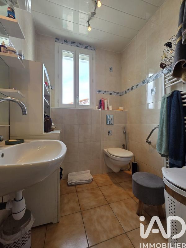 Maison - 96 m² - 6 pièces