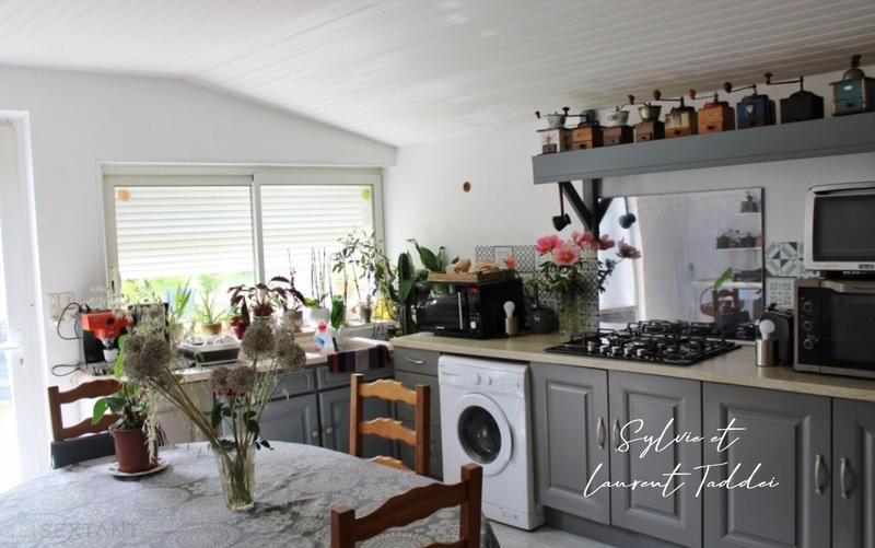 Maison - 203 m² - 6 pièces