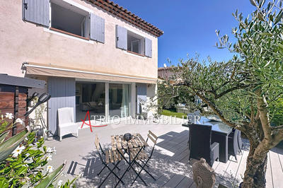 Maison - 122 m² - 4 pièces