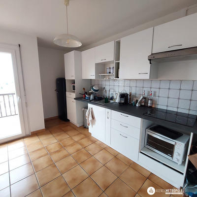 Appartement - 140 m² - 6 pièces