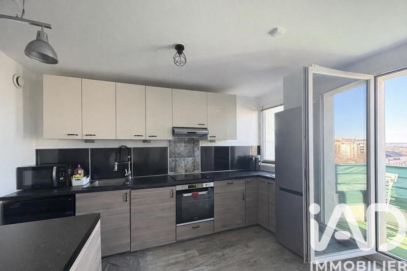 Appartement - 67 m² - 3 pièces