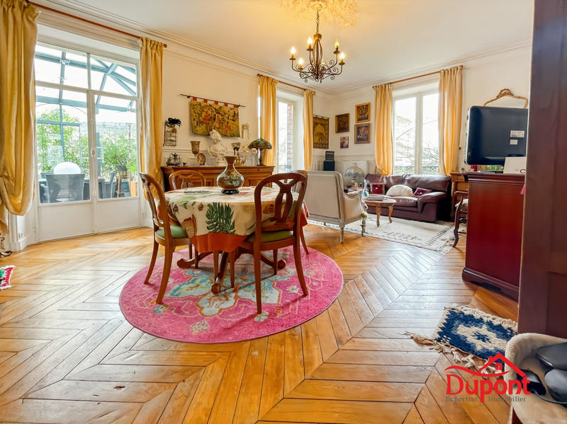 Appartement - 102 m² - 4 pièces