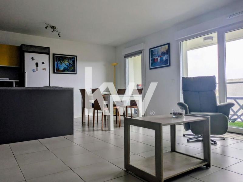 Appartement - 100 m² - 4 pièces