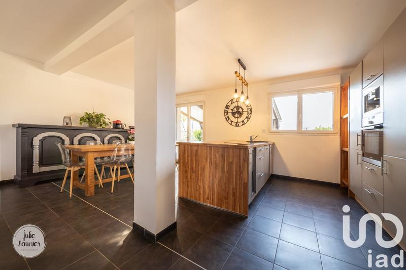 Maison - 123 m² - 7 pièces