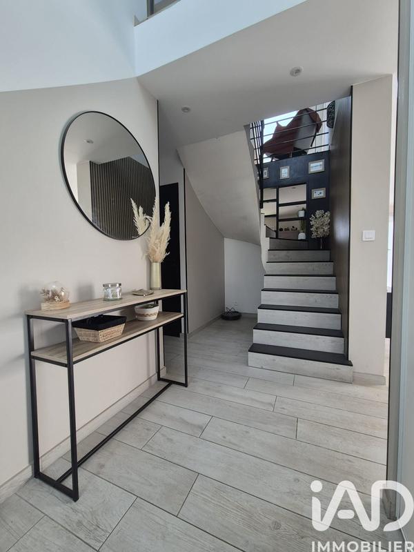 Maison - 140 m² - 6 pièces