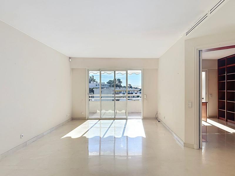 Appartement - 95 m² - 4 pièces