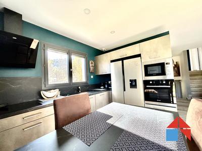 Maison - 100 m² - 4 pièces