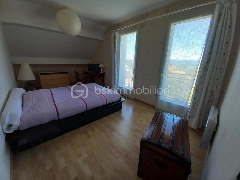 Maison - 136 m² - 5 pièces