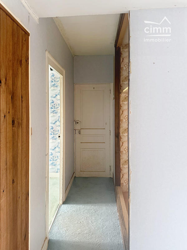 Bureau - 125 m² - 6 pièces