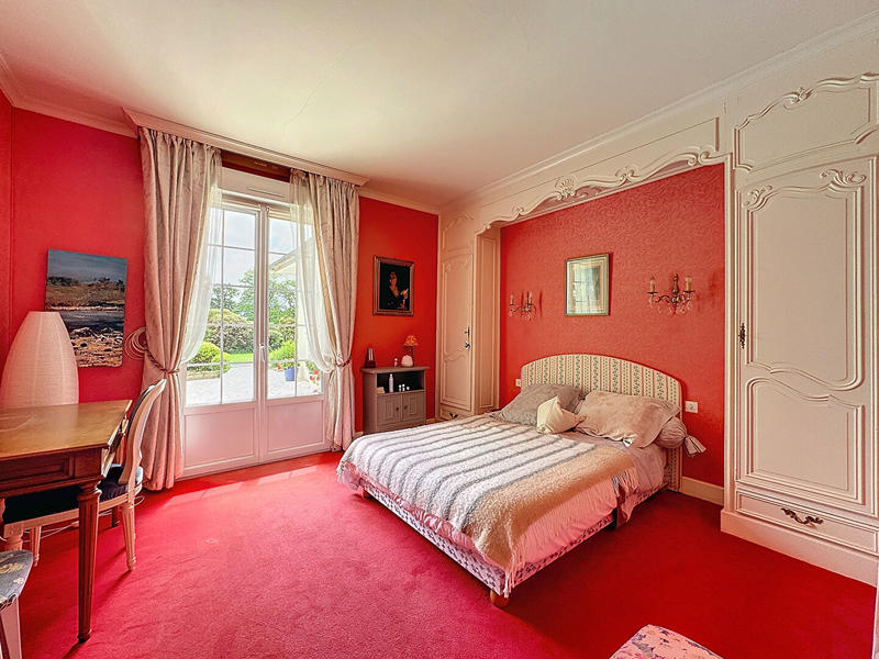 Maison - 145 m² - 7 pièces