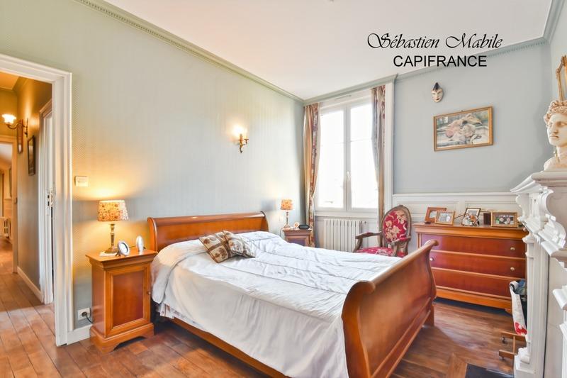 Maison bourgeoise - 264 m² - 10 pièces