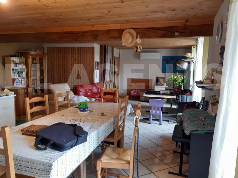 Maison ancienne - 300 m² - 11 pièces