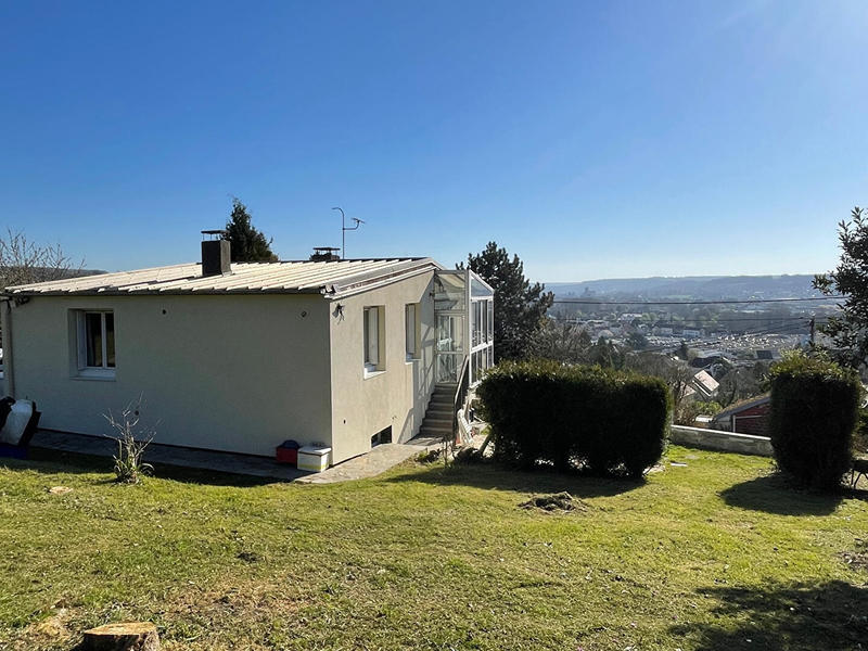 Maison - 141 m² - 6 pièces