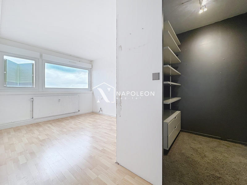 Appartement - 85 m² - 3 pièces