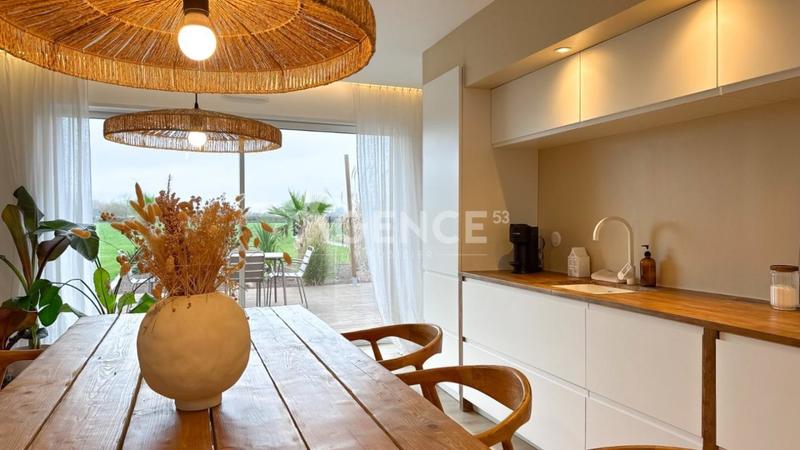 Maison - 136 m² - 5 pièces