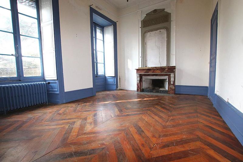 Demeure - 568 m² - 15 pièces