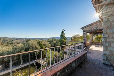 Maison - 160 m² - 5 pièces