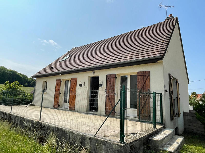 Maison - 121 m² - 5 pièces