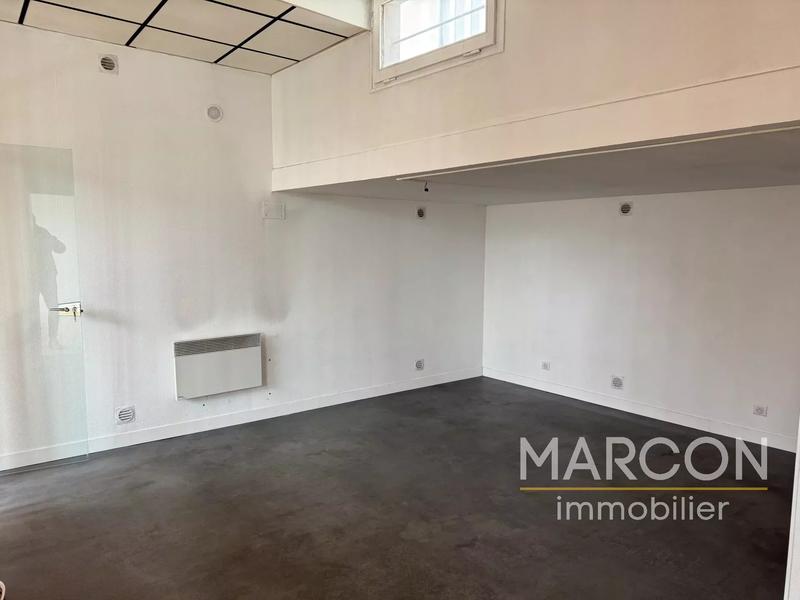 Local commercial - 70 m² - 2 pièces