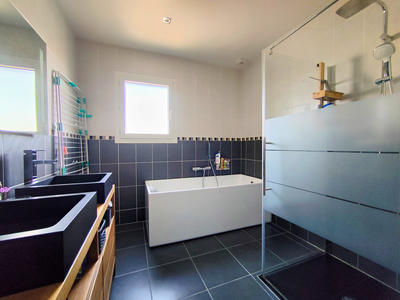 Maison - 111 m² - 5 pièces