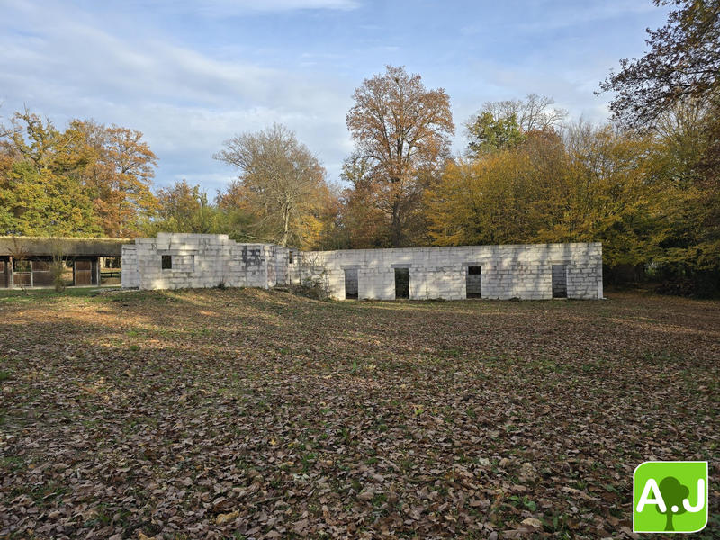 Terrain - 28 666 m²