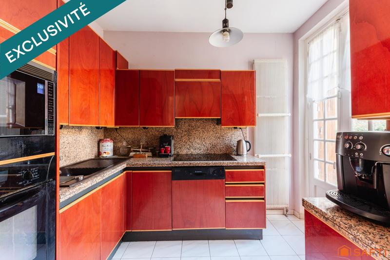 Villa - 269 m² - 12 pièces