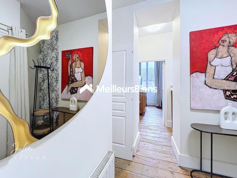 Appartement ancien - 90 m² - 4 pièces