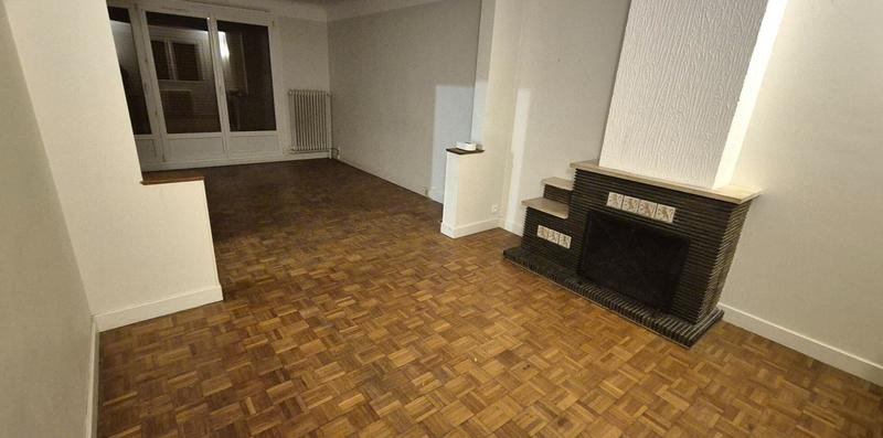 Maison - 164 m² - 9 pièces