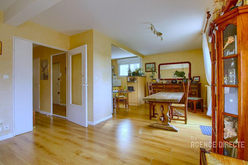 Appartement - 95 m² - 5 pièces