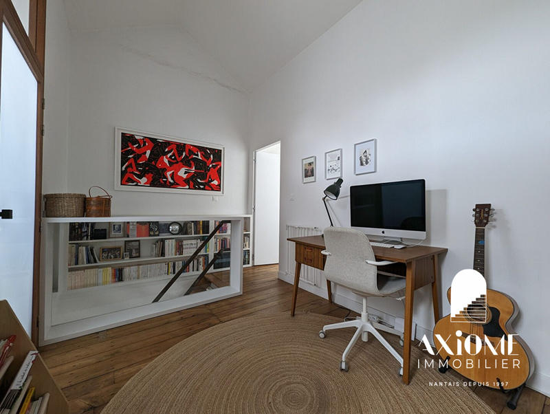 Loft - 80 m² - 3 pièces