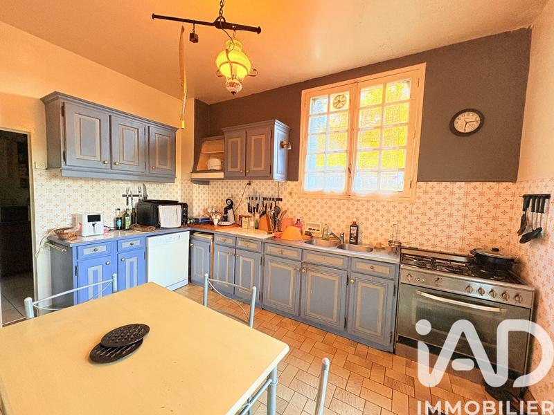 Maison - 140 m² - 5 pièces