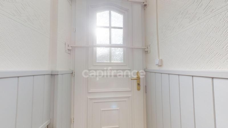 Maison - 179 m² - 7 pièces