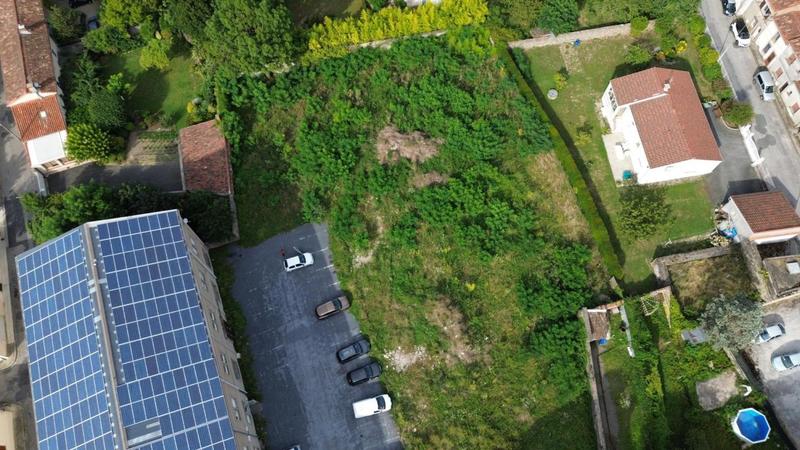 Terrain constructible - 2 143 m²