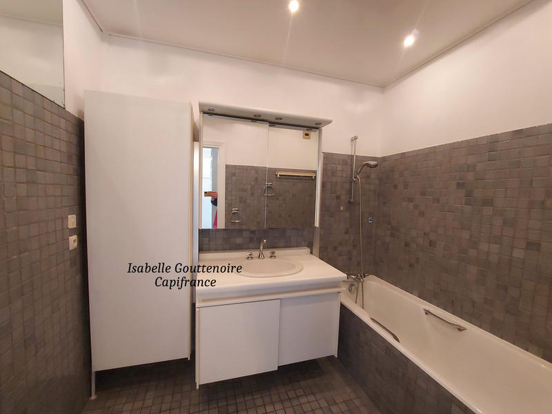 Appartement - 86 m² - 3 pièces