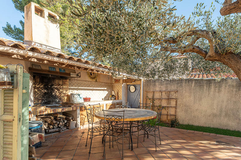 Maison - 180 m² - 6 pièces