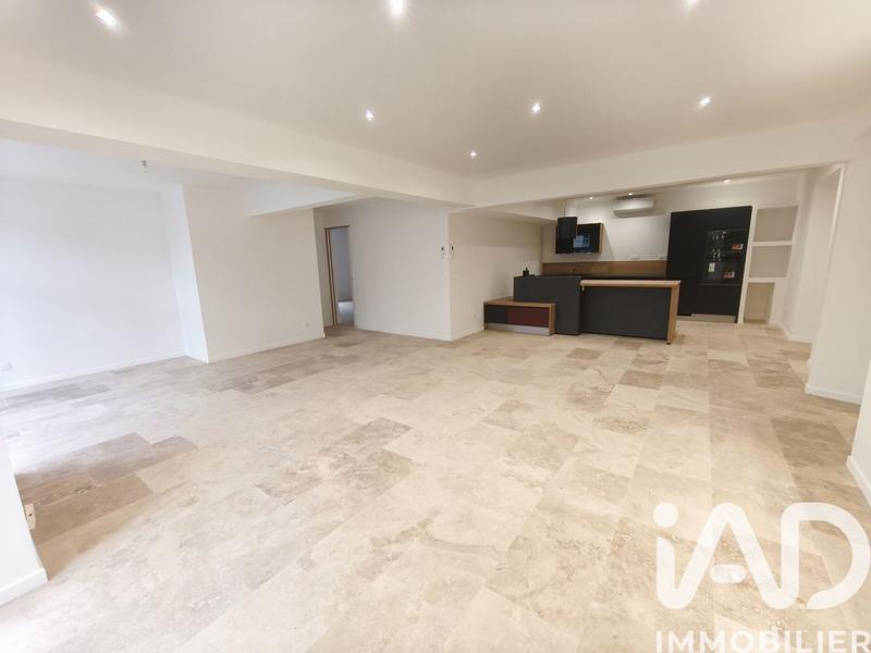 Appartement - 120 m² - 3 pièces