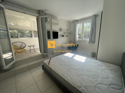 Appartement - 77 m² - 1 pièce