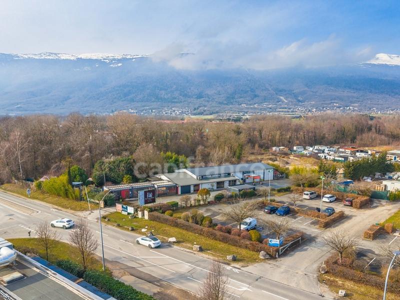 Terrain - 2 500 m²