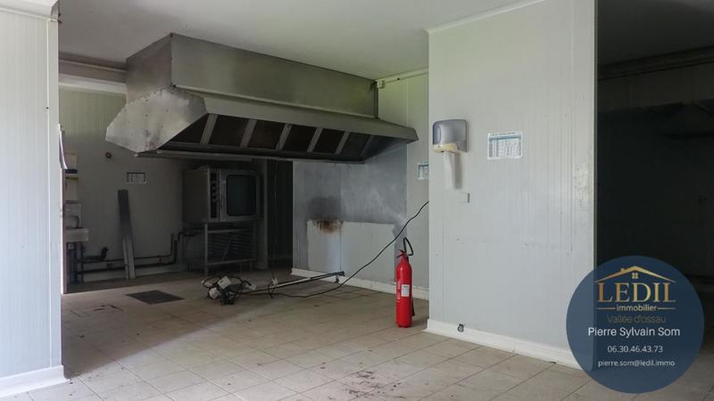 Local commercial - 291 m² - 1 pièce