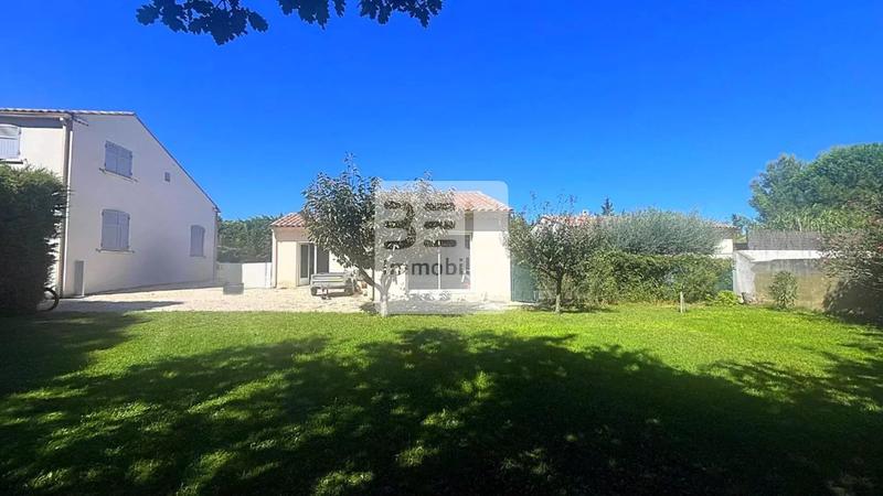 Propriété - 244 m² - 8 pièces