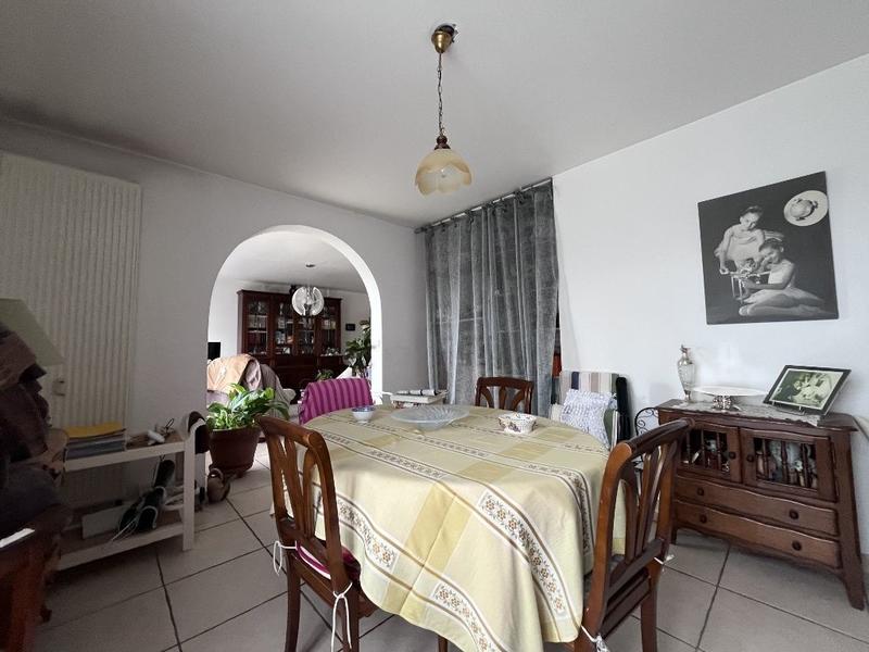 Appartement - 94 m² - 4 pièces