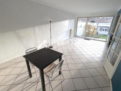 Maison - 86 m² - 4 pièces